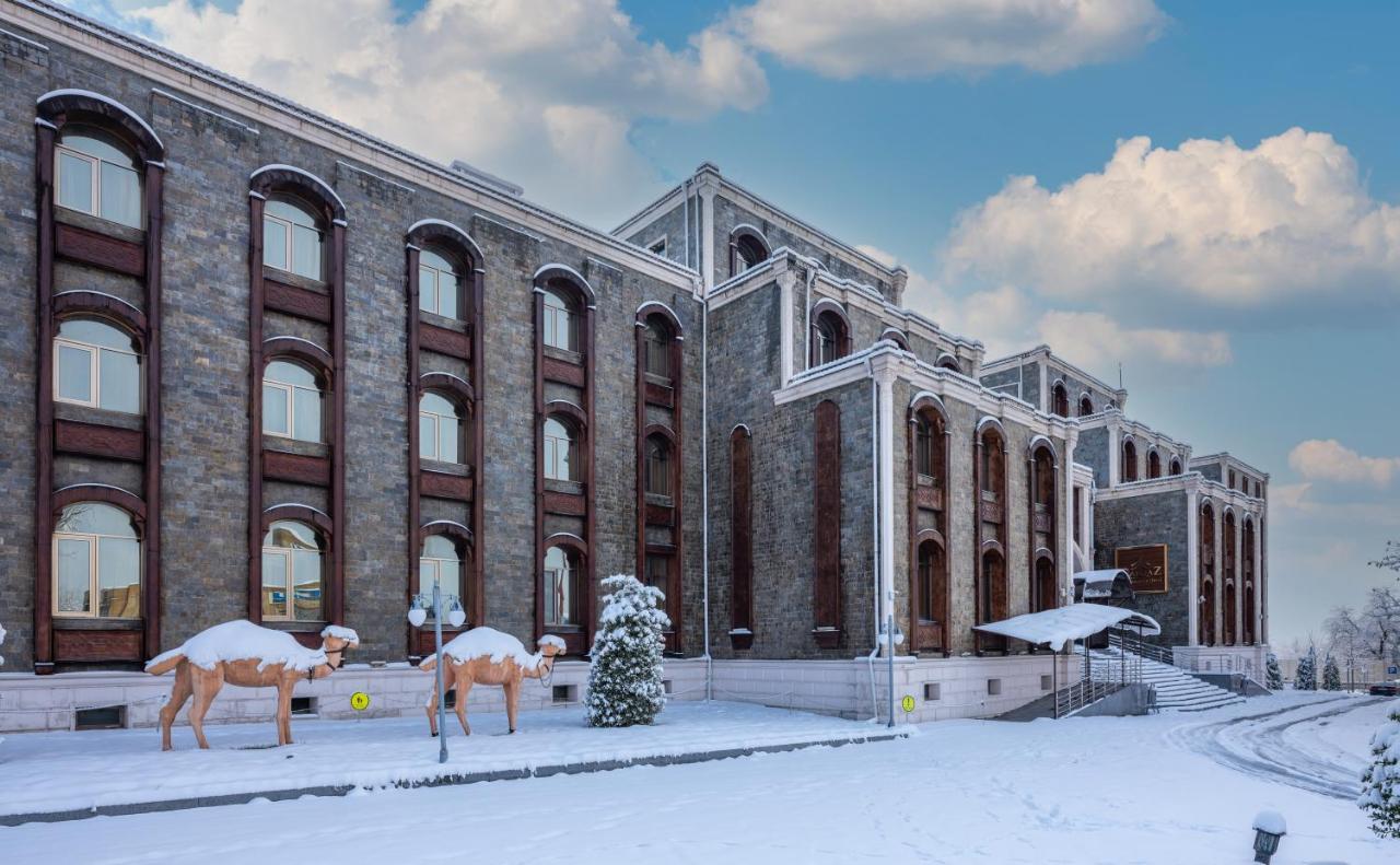 Qafqaz Karvansaray Hotel Gabala Bagian luar foto