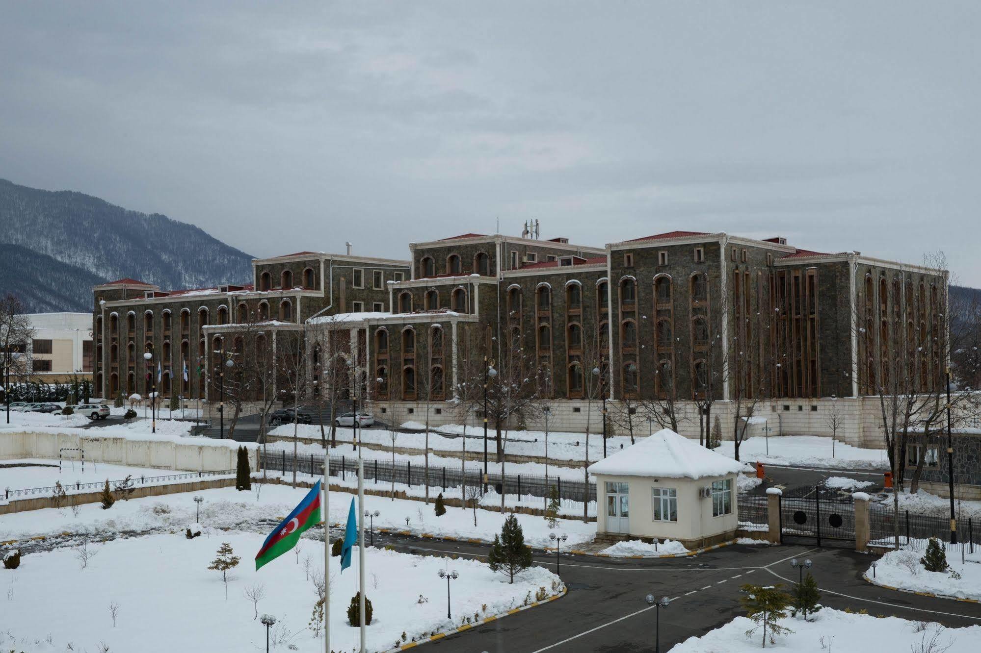Qafqaz Karvansaray Hotel Gabala Bagian luar foto