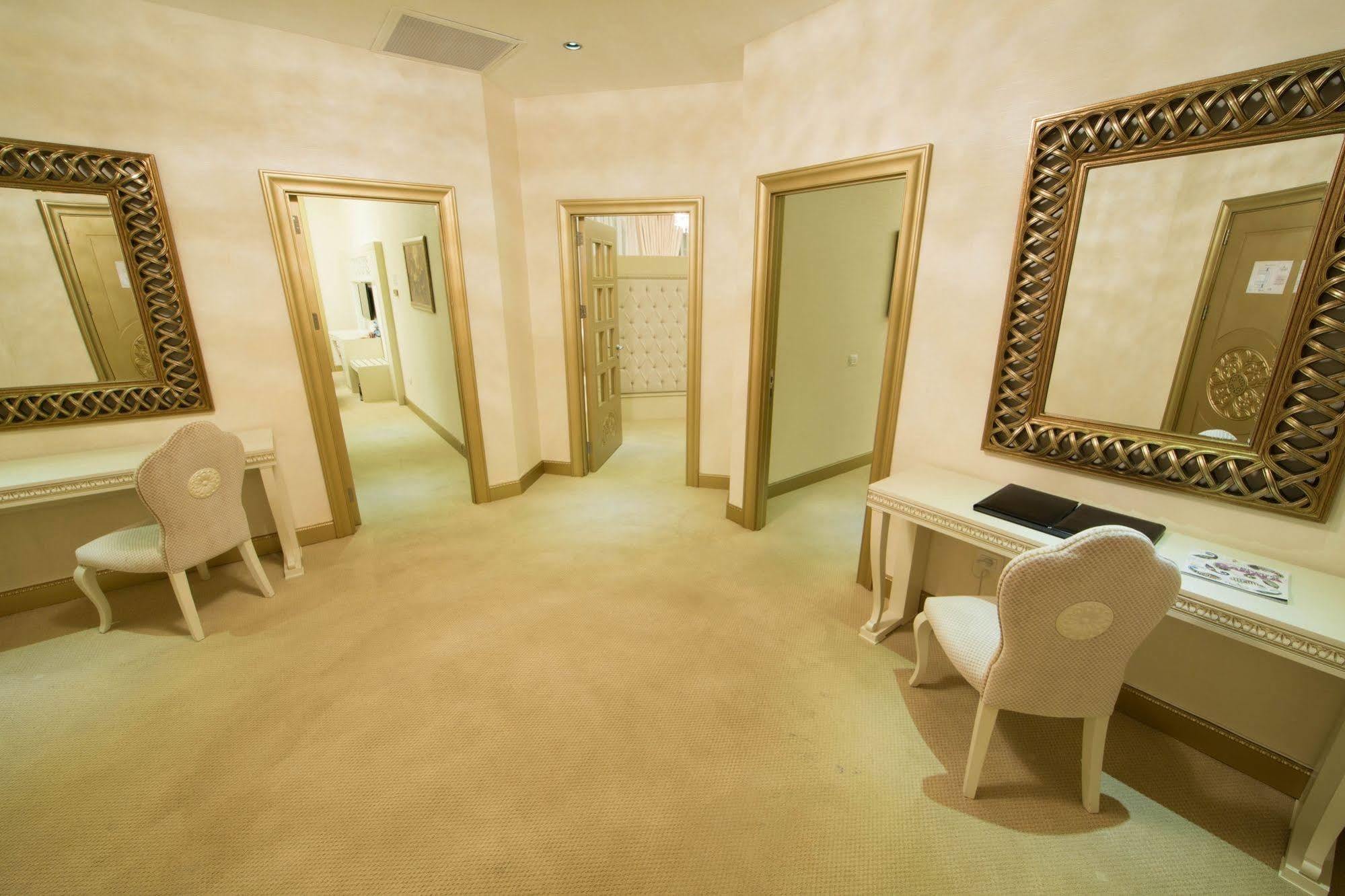 Qafqaz Karvansaray Hotel Gabala Bagian luar foto